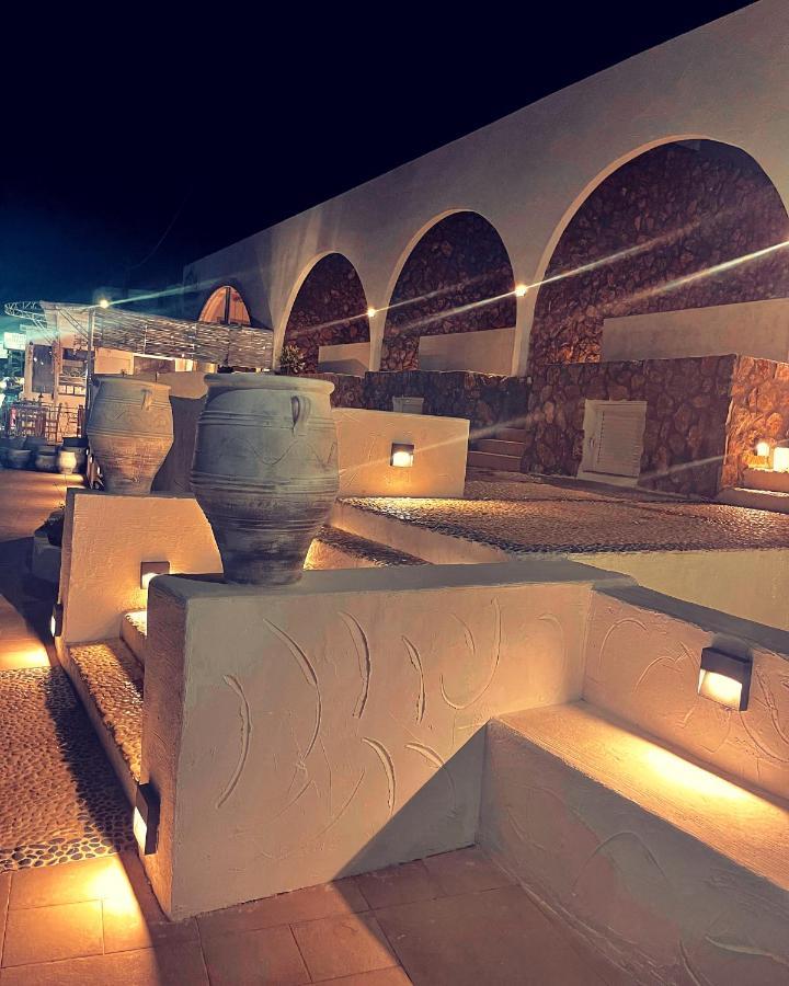 Delfini & Hotel Archangelos (Rhodes)