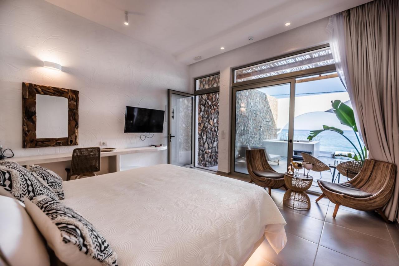 Delfini & Hotel 3*