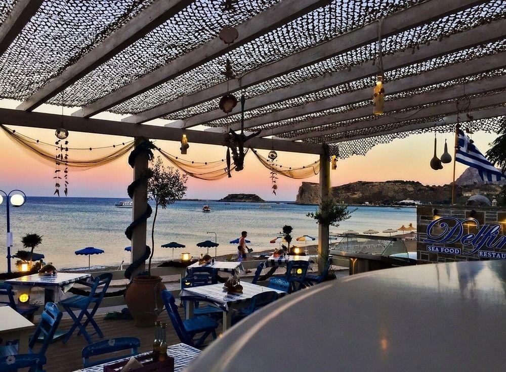 Delfini & Hotel Archangelos (Rhodes)