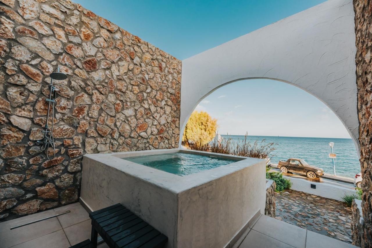 Delfini Hotel&suites Hotel